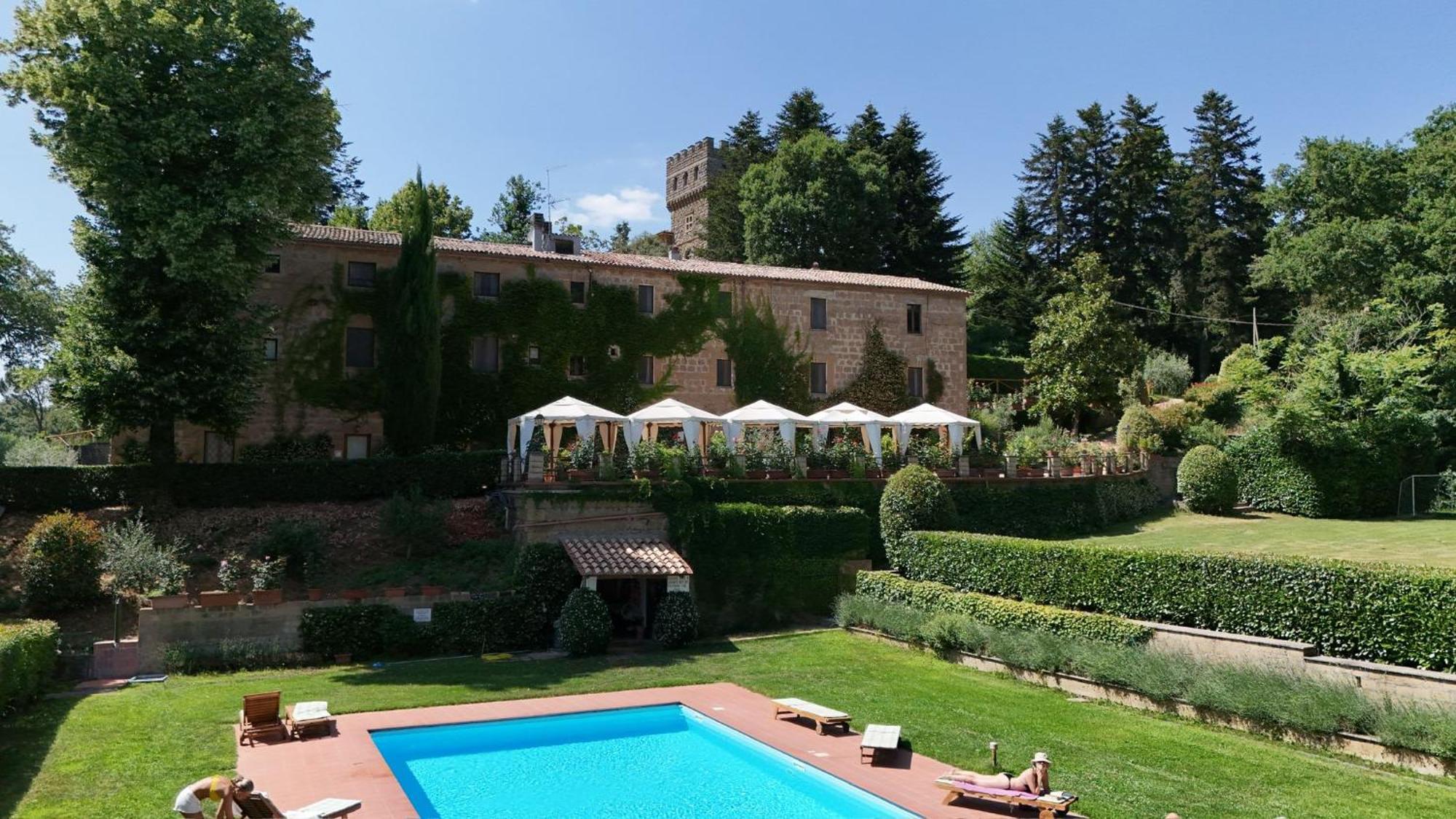 Castello Santa Cristina Villa Grotte di Castro Luaran gambar
