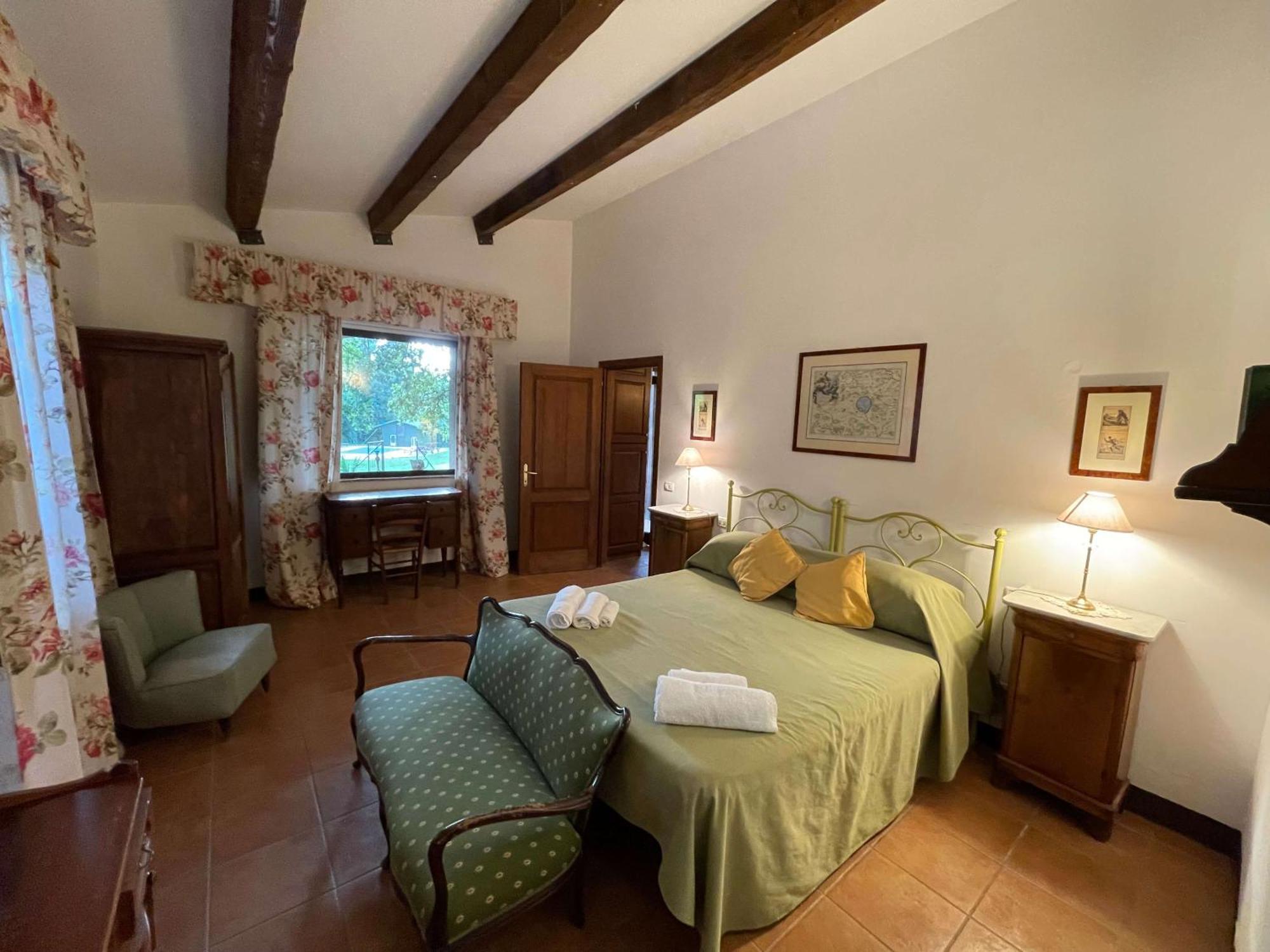 Castello Santa Cristina Villa Grotte di Castro Luaran gambar